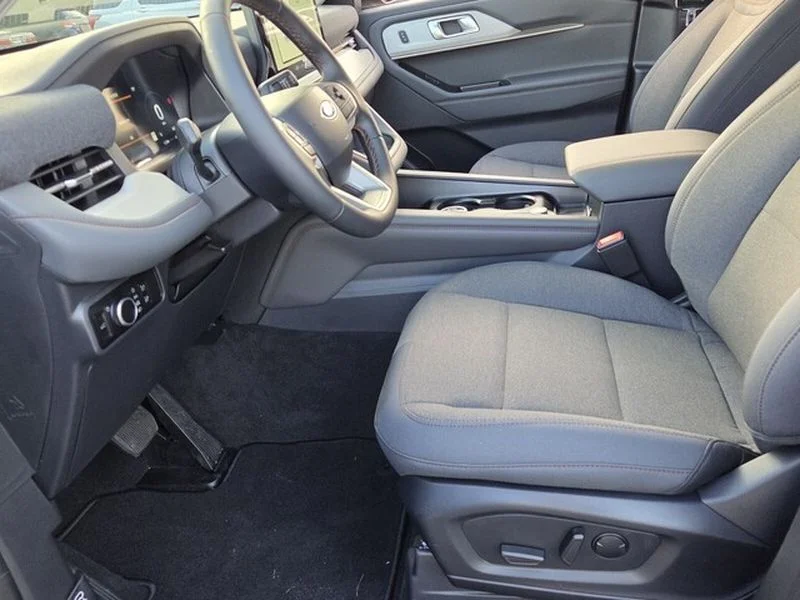 New 2026 Carbonized Gray Metallic Ford Active image 5
