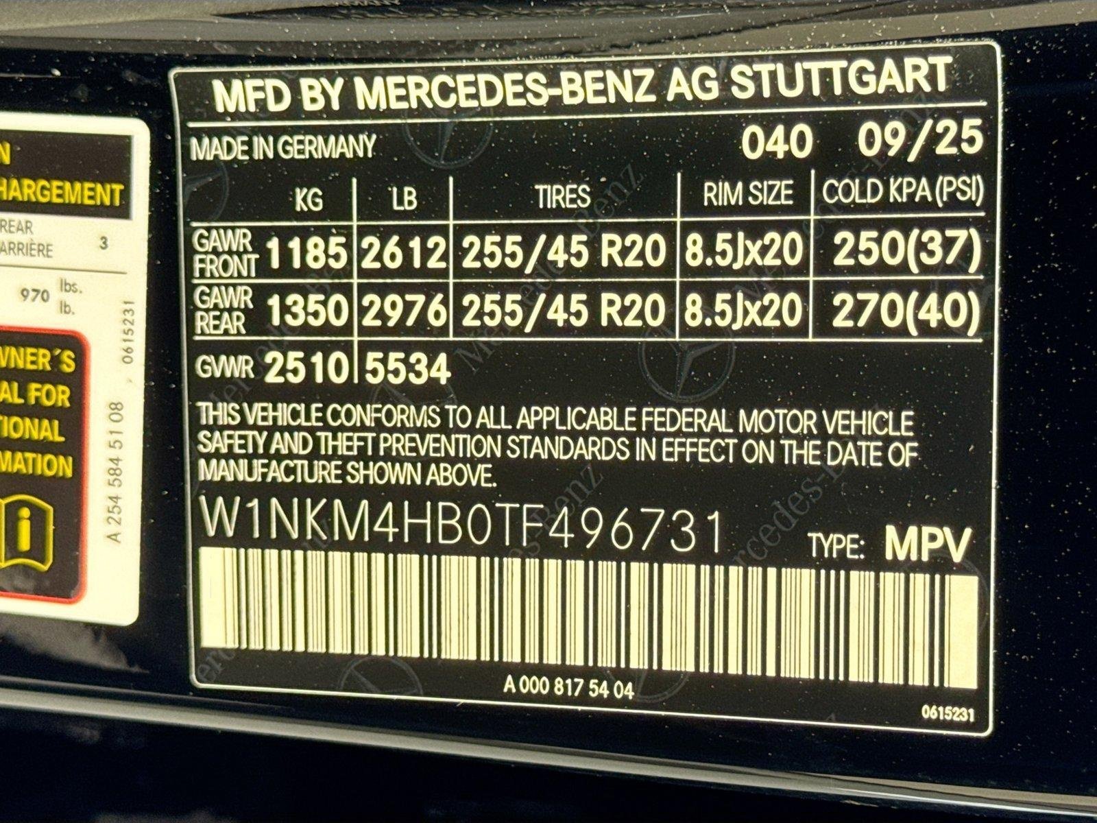 New 2026 Black Mercedes-Benz GLC 300 image 30