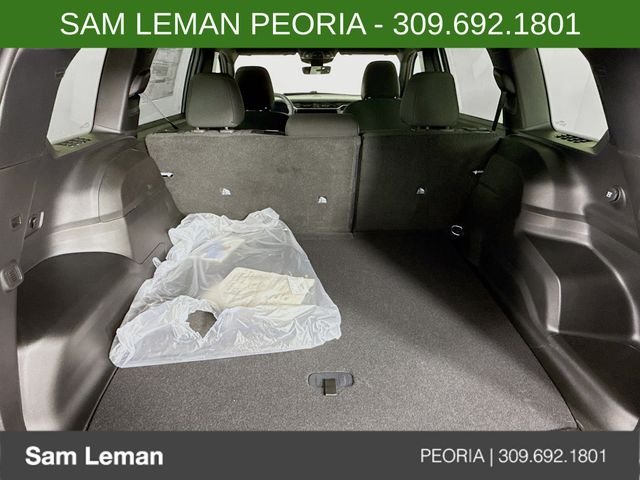 New 2026 Bright White Clear-Coat Exterior Paint Jeep Laredo image 24