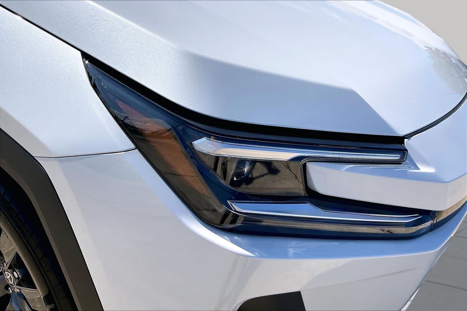 Certified Used 2026 Wind Chill Pearl Toyota XLE Premium image 25