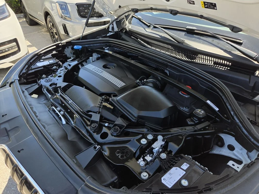 Used 2023  BMW xDrive28i image 25