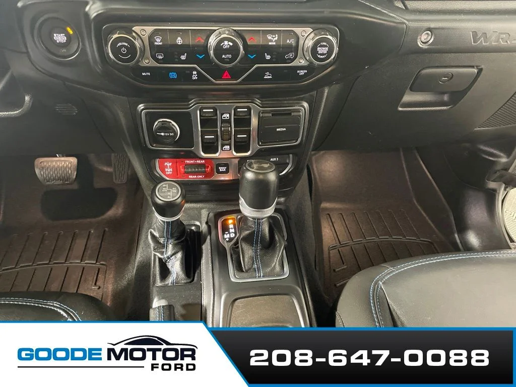 Used 2023 Gray Jeep Rubicon 4xe image 17