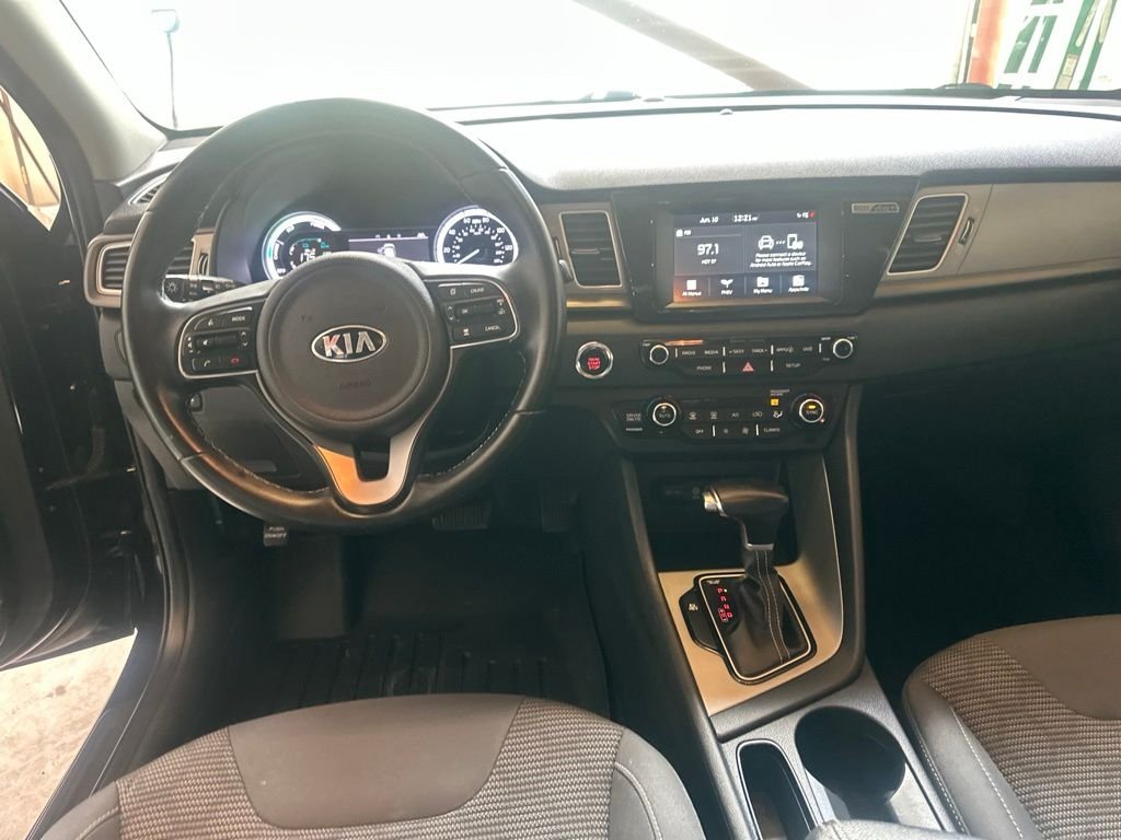 Used 2019 Black Kia LX image 25