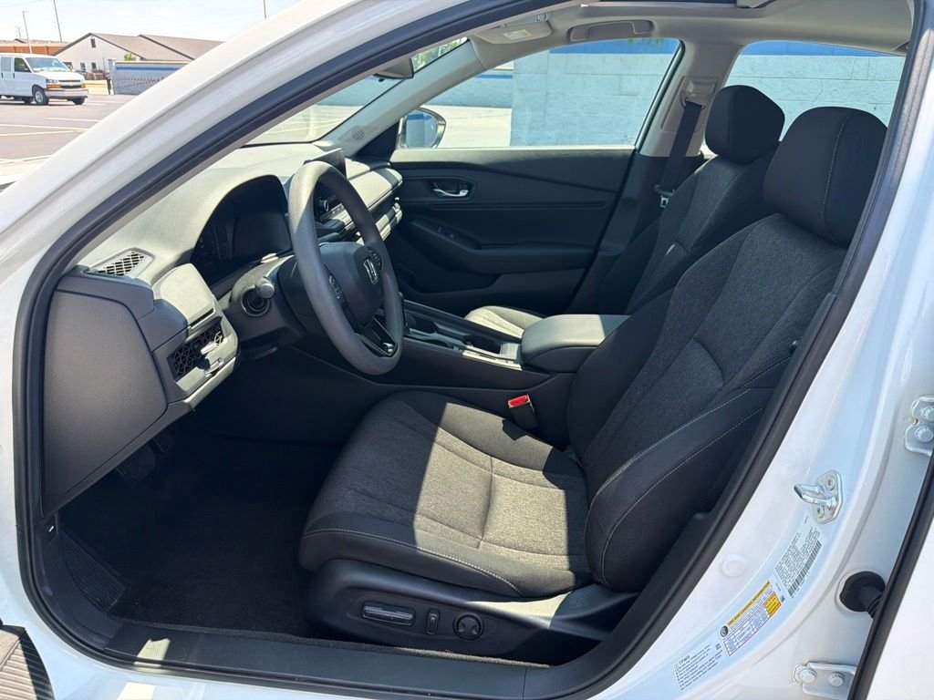 Certified Used 2024 Platinum White Pearl Honda EX image 17