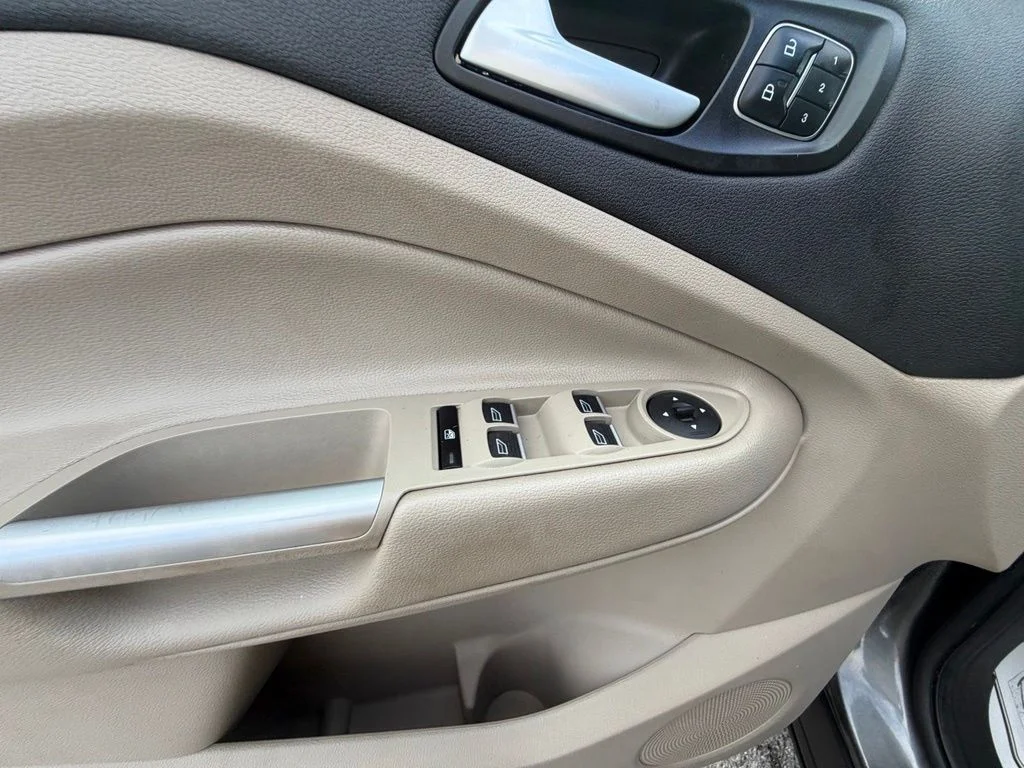 Used 2019 Gray Ford Titanium image 21