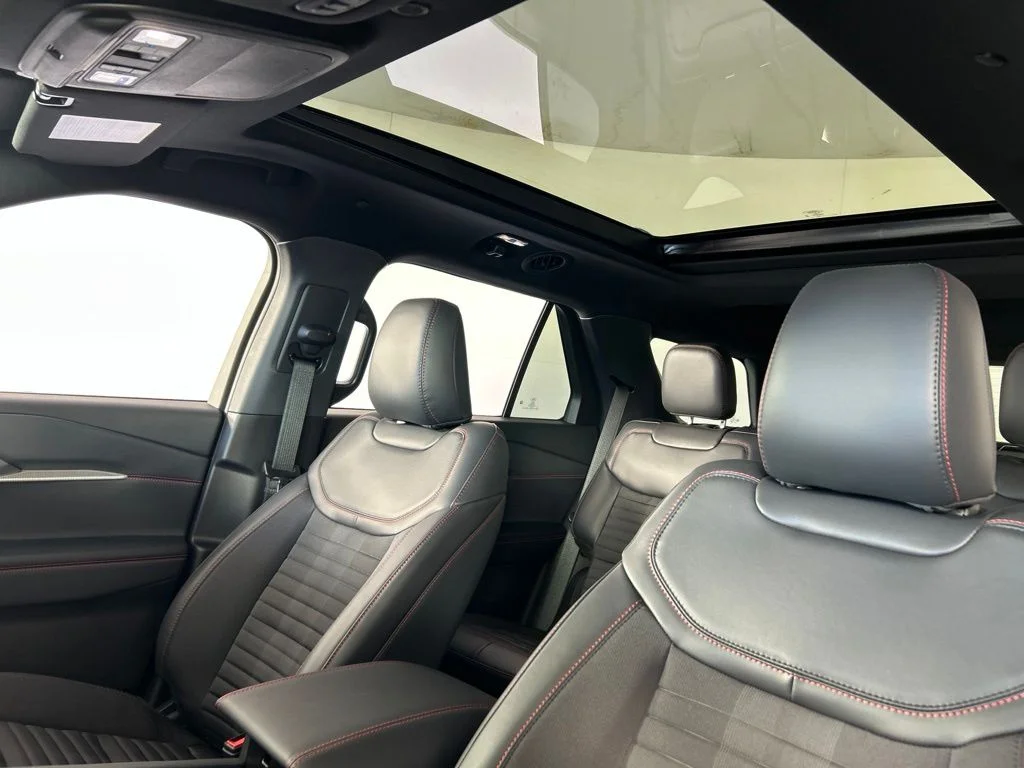 New 2026 Vapor Blue Metallic Ford ST-Line image 23
