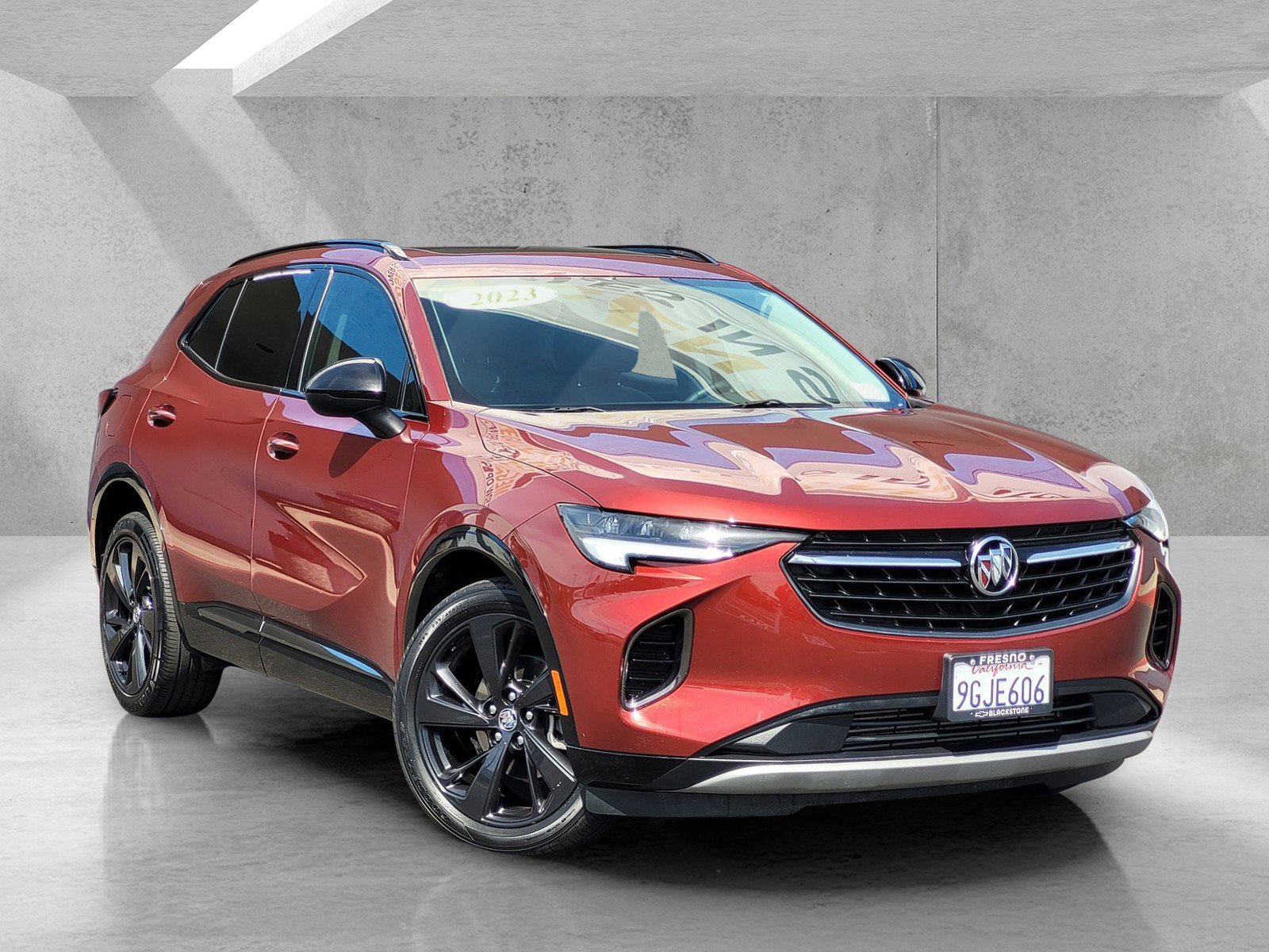 2023 Buick Envision Essence FWD's photo