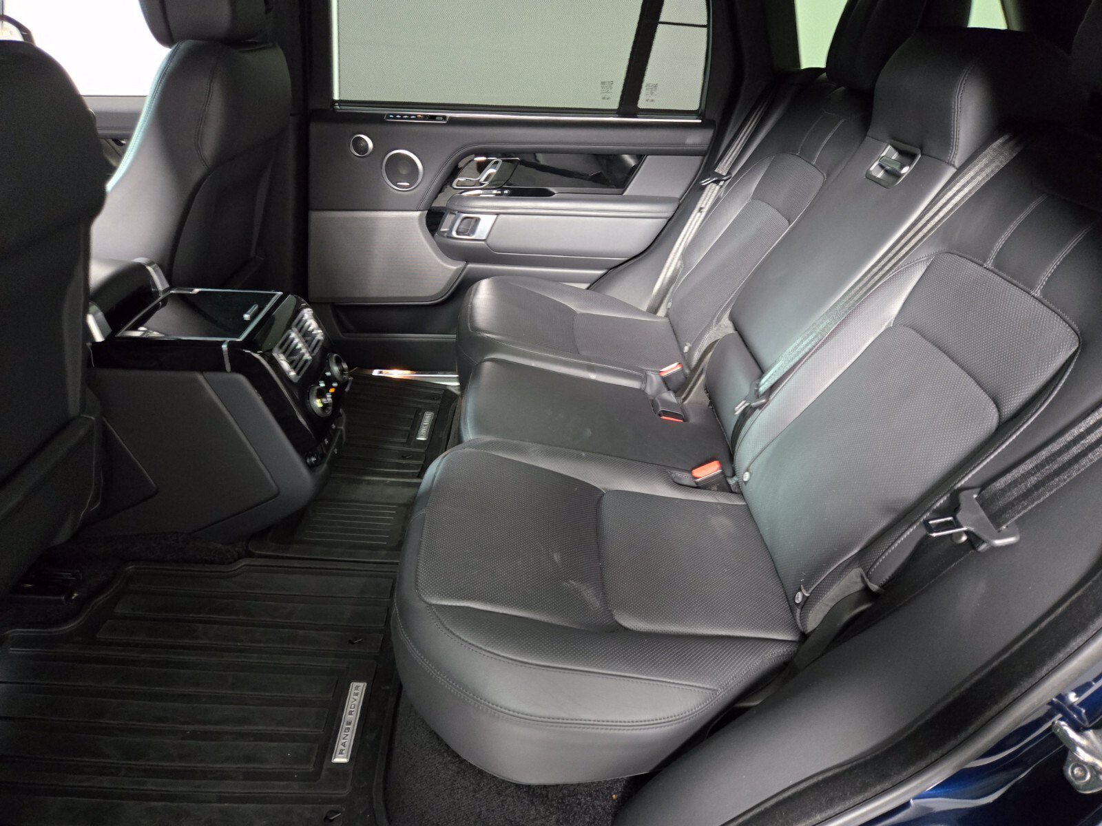Used 2020 Portofino Blue Metallic Land Rover Supercharged image 13