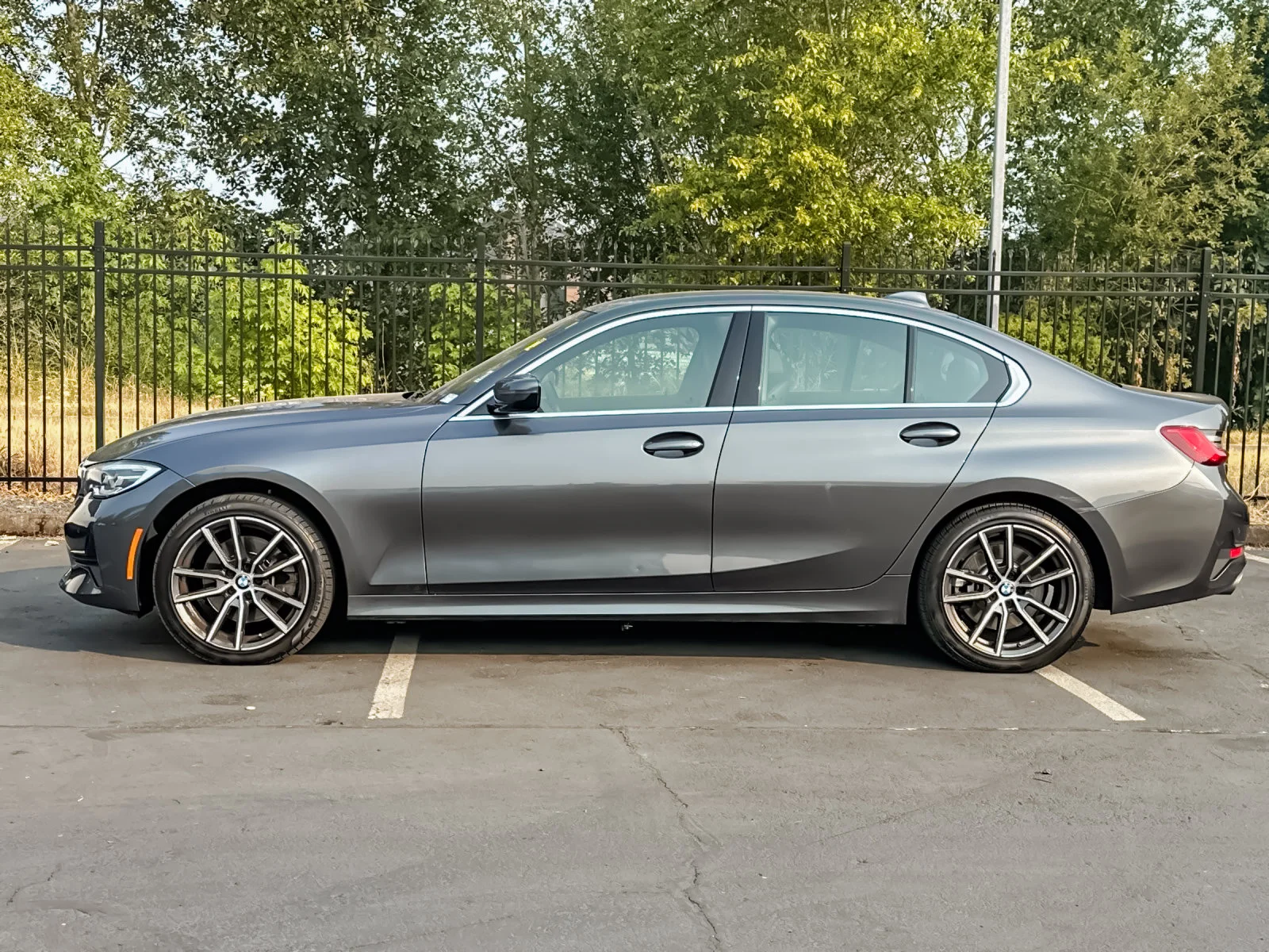 2021 BMW 3 Series 330i - Photo 7