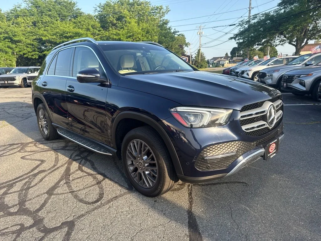 Used 2021 Blue Mercedes-Benz GLE 350 image 3