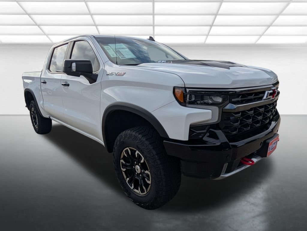 Used 2025 White Chevrolet ZR2 image 1