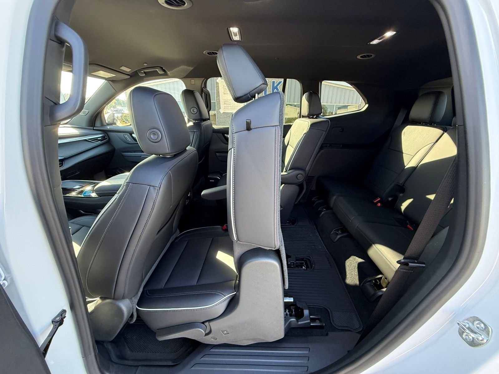 Used 2026 Summit White Buick Preferred image 16