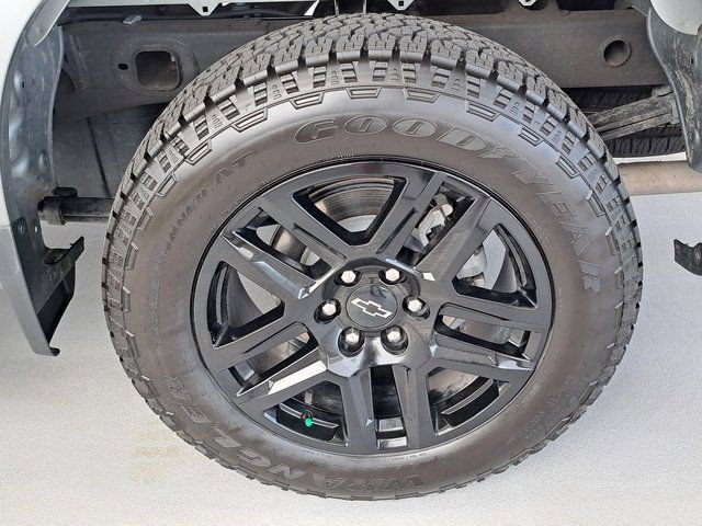 Used 2024 Sterling Gray Metallic Chevrolet RST image 35