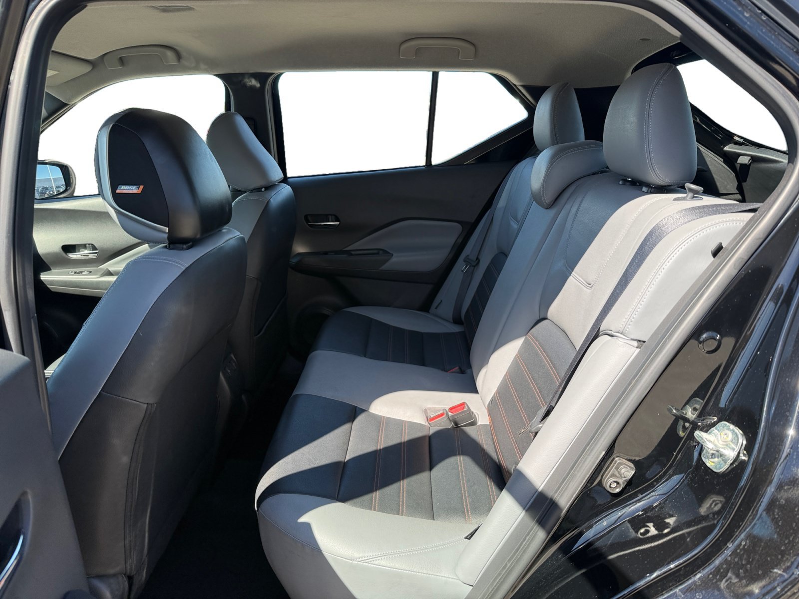 Used 2023 Super Black Nissan SR image 16