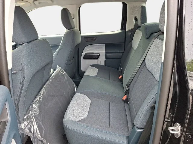 New 2026 Shadow Black Ford XLT image 7