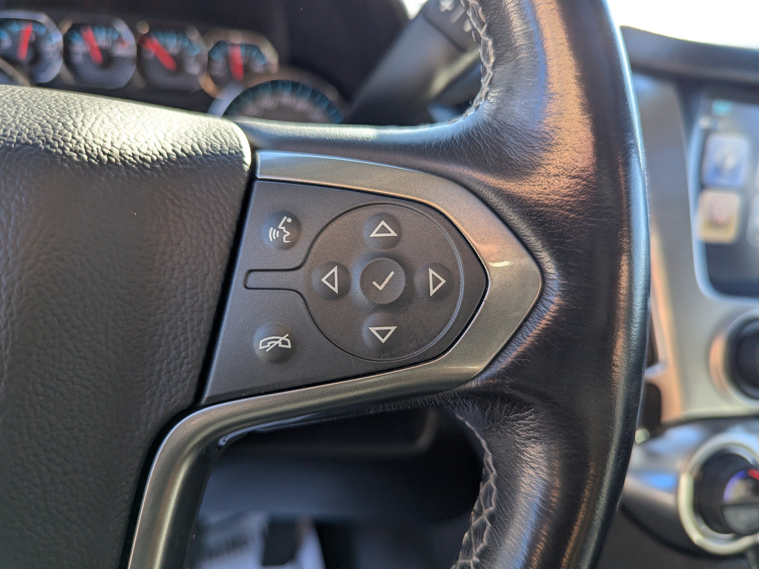 2019 Chevrolet Tahoe LT - Photo 17