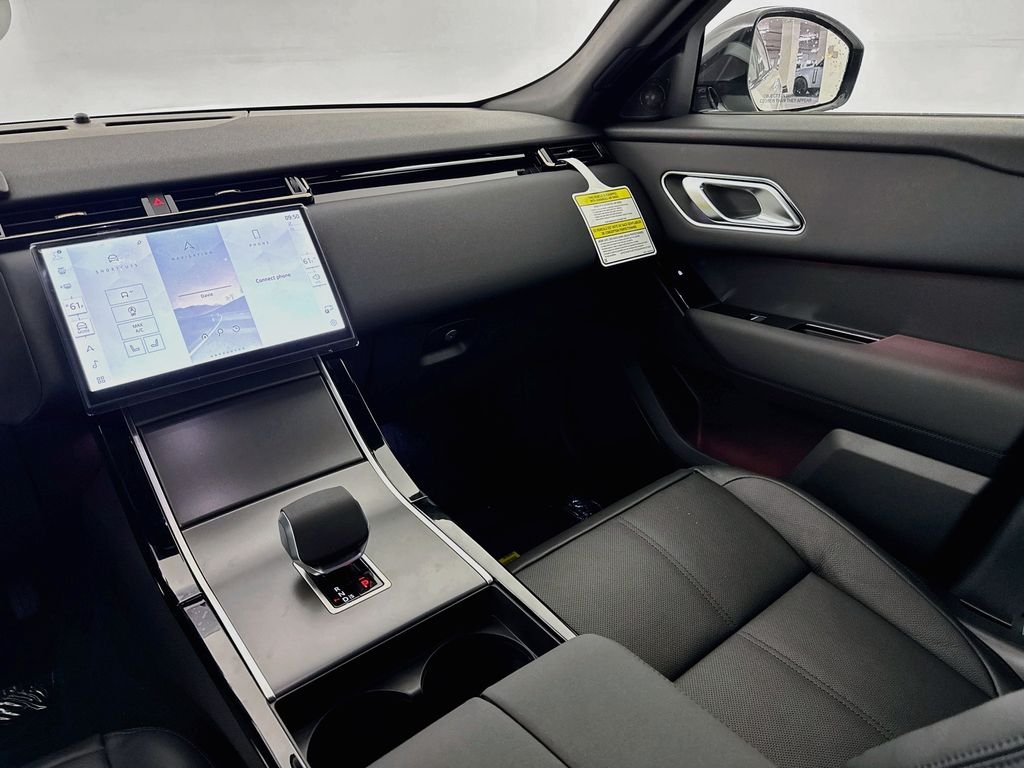 New 2026 Fuji White Land Rover S image 24