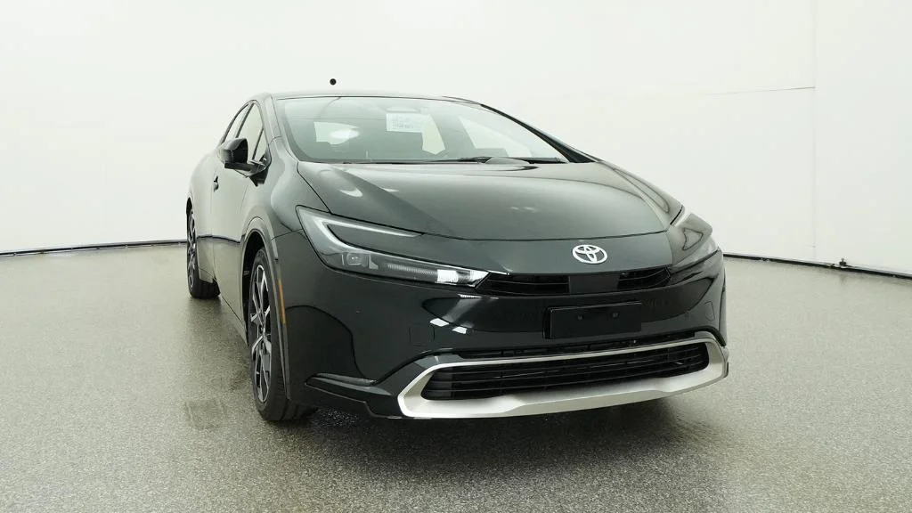 New 2026 Midnight Black Metallic Toyota XSE image 12