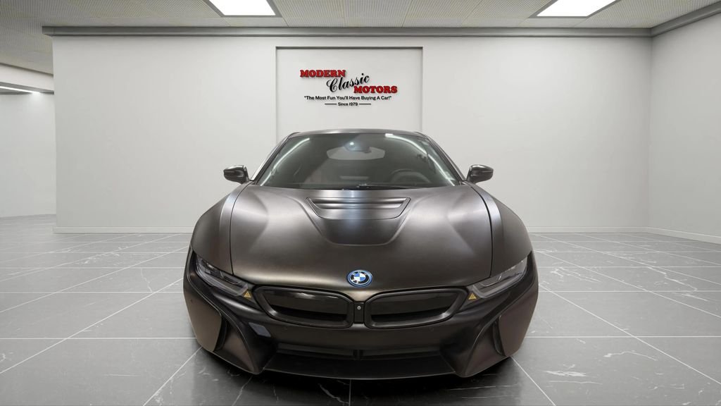 Used 2019 Gray BMW  image 2