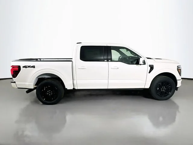 New 2026 Star White Metallic Tri-Coat Ford Platinum image 8