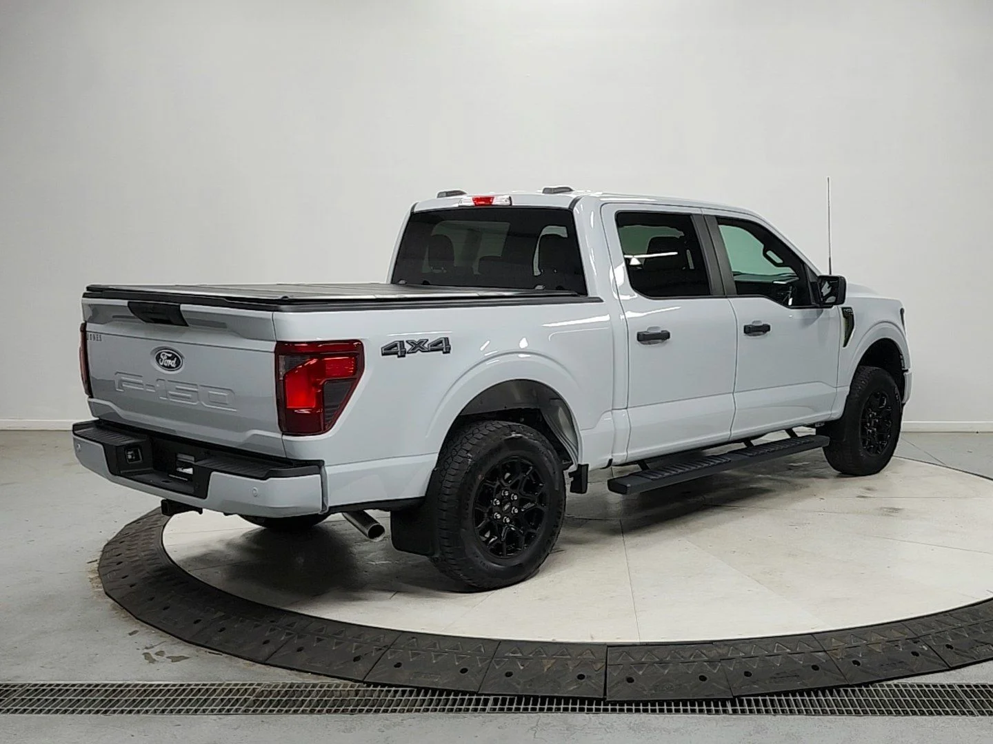 Used 2025 Space White Metallic Ford STX image 7