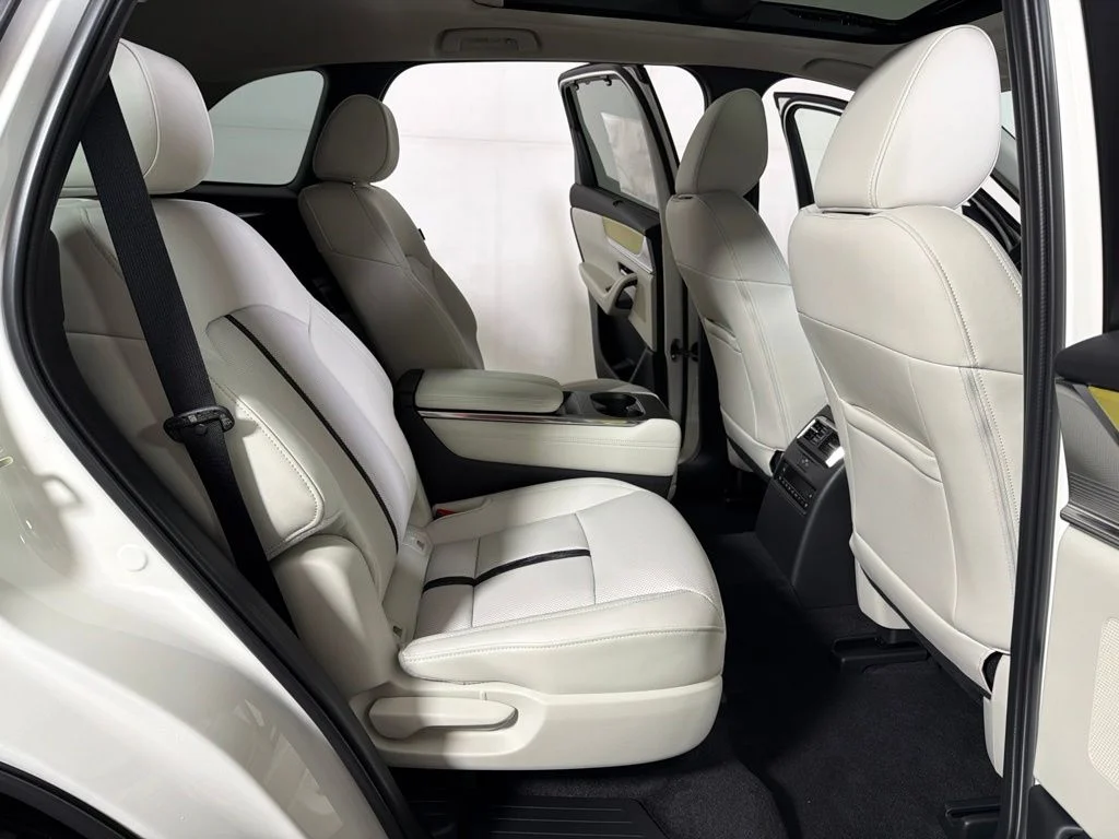 New 2026 White Mazda 3.3 Turbo S Premium Plus image 23