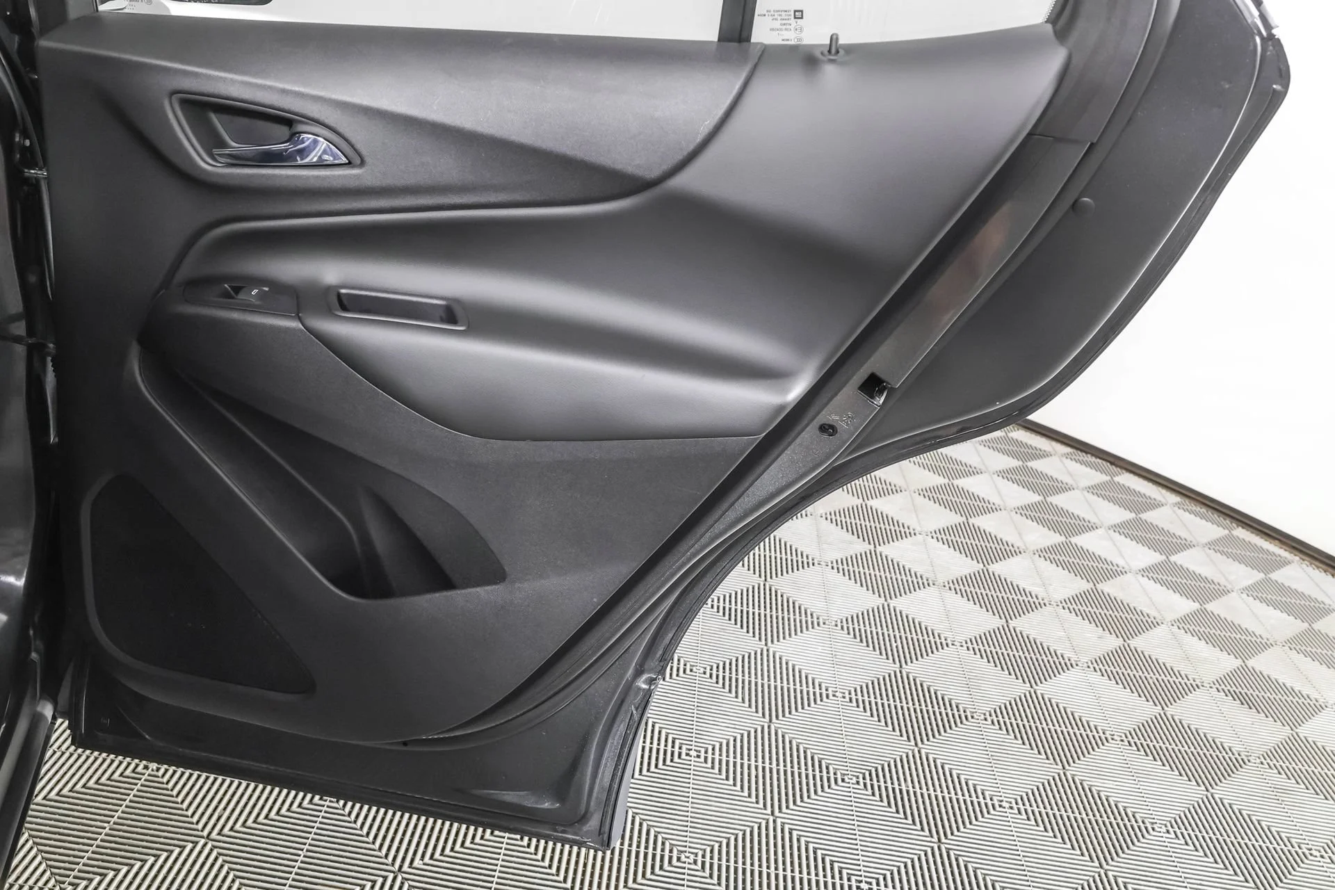 Used 2018 NIGHTFALL GRAY METALLIC Chevrolet LT image 43