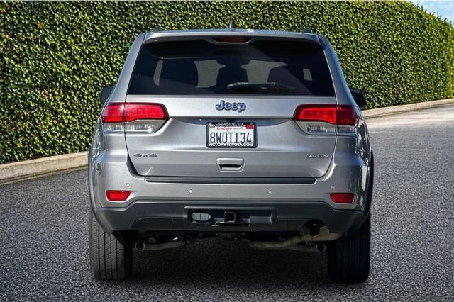 Used 2021 Silver Jeep Laredo E image 5