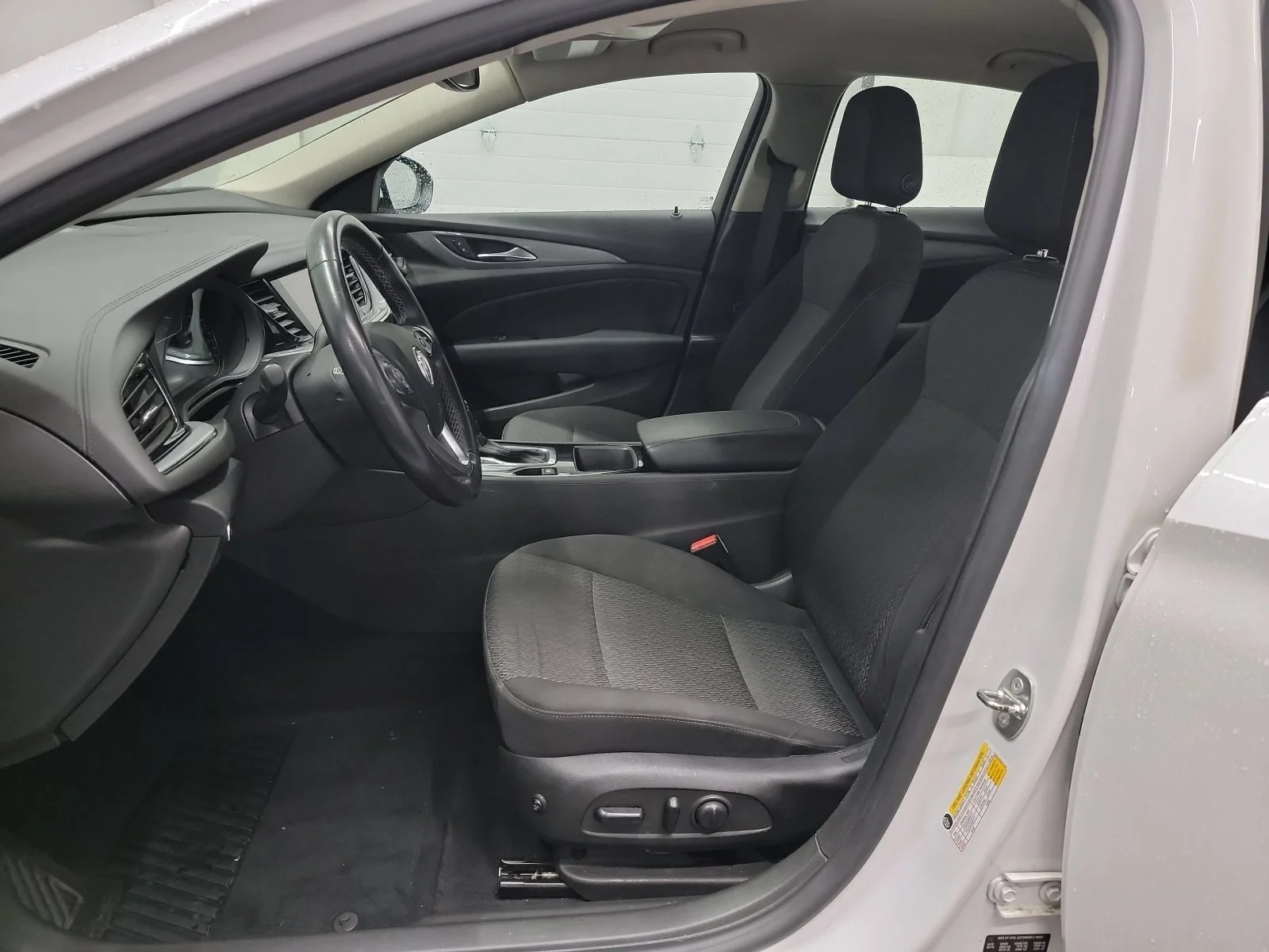 Used 2019 White Frost Tricoat Buick Preferred image 11