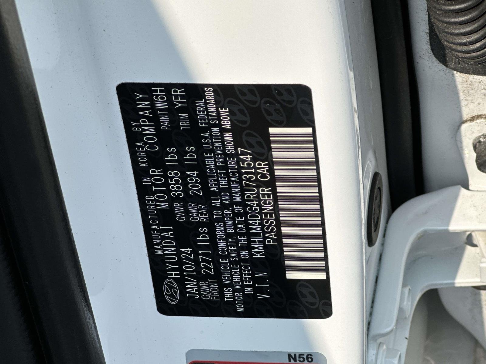 Certified Used 2024 White Hyundai SEL image 25