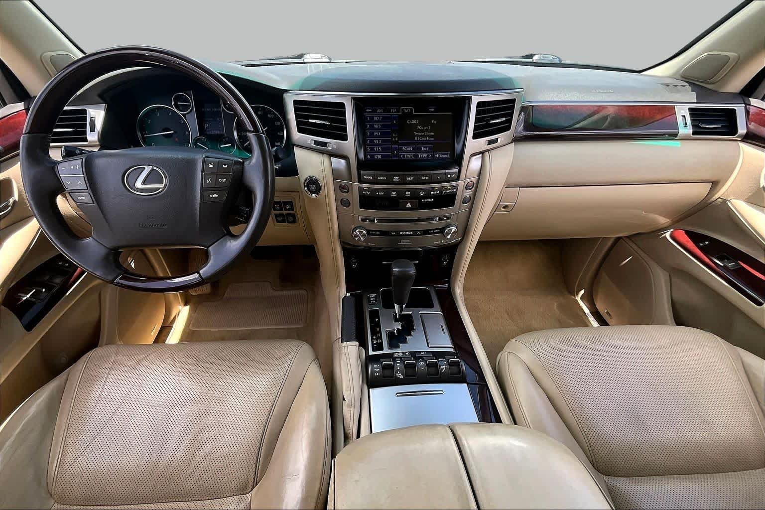 Used 2014 Starfire Pearl Lexus  image 13