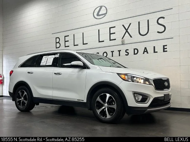 Used 2017 White Kia EX image 2