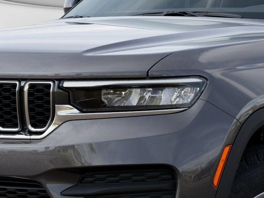 New 2025 Gray Jeep Laredo X image 10