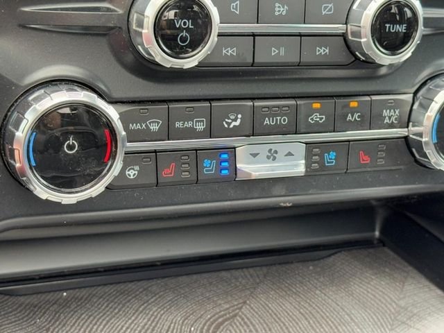2024 Ford F-350 Super Duty Platinum - Photo 20