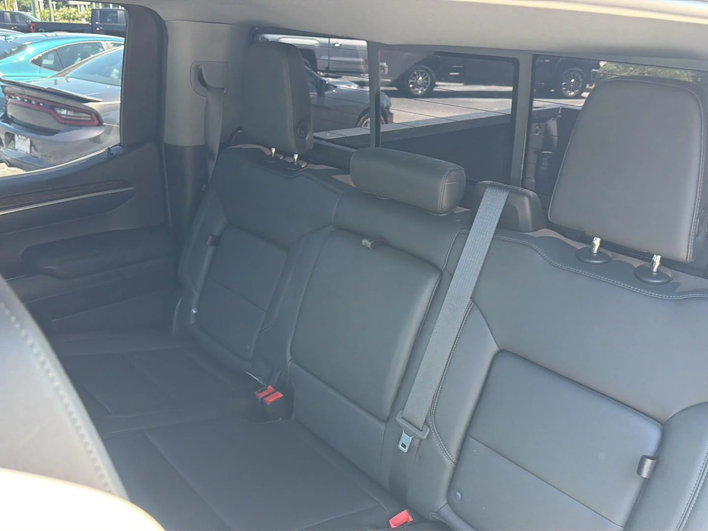 Used 2022 Quicksilver Metallic GMC Elevation image 32