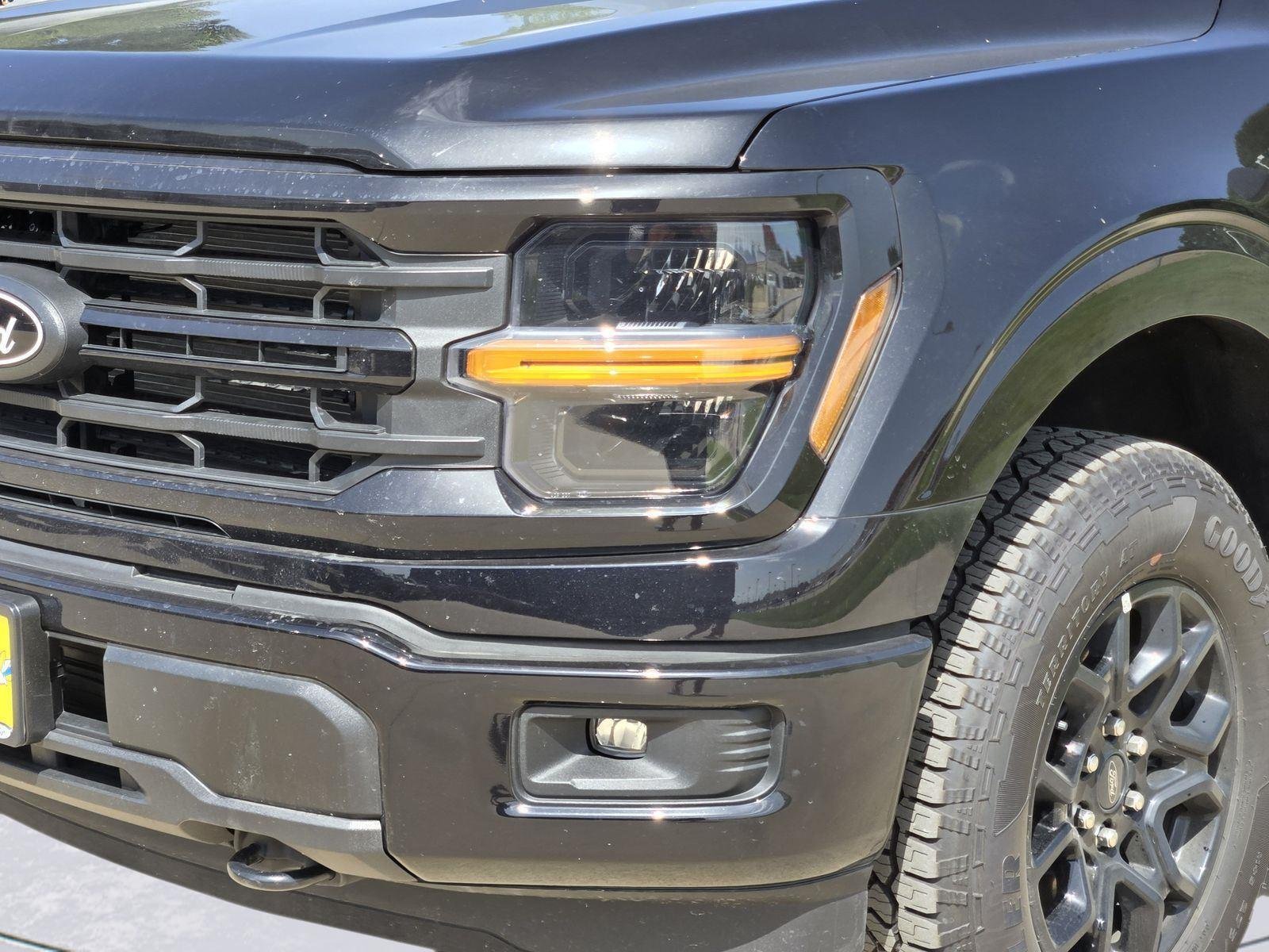 New 2026 Agate Black Metallic Ford XLT image 5