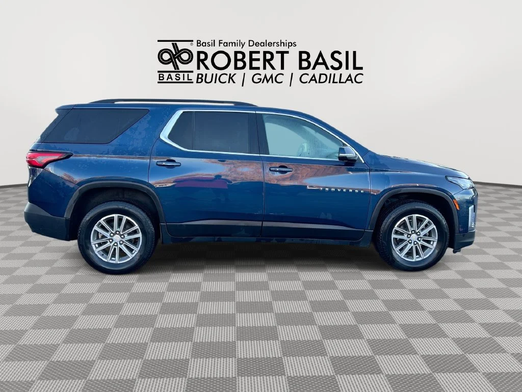 Used 2022 NORTHSKY BLUE METALLIC Chevrolet LT Cloth image 6