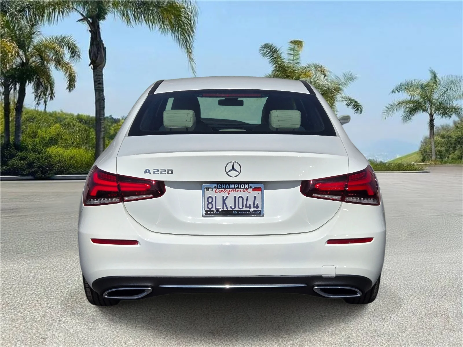 Used 2019 Digital White Metallic Mercedes-Benz A 220 Sedan image 5
