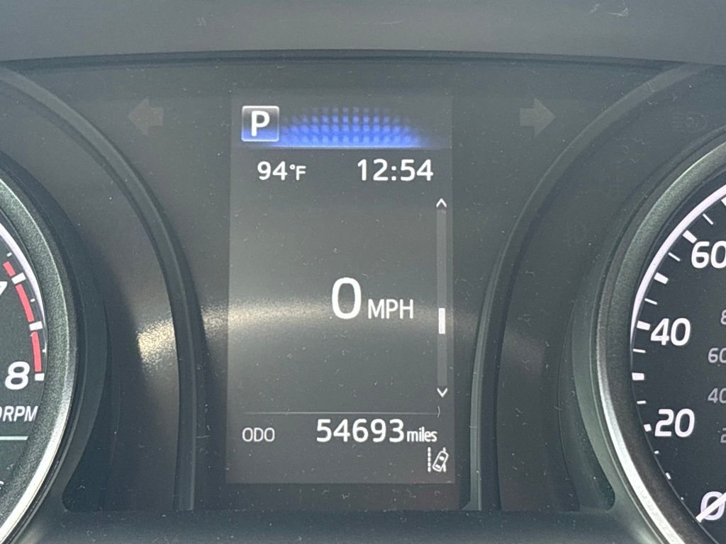 2022 Toyota Camry SE - Photo 23