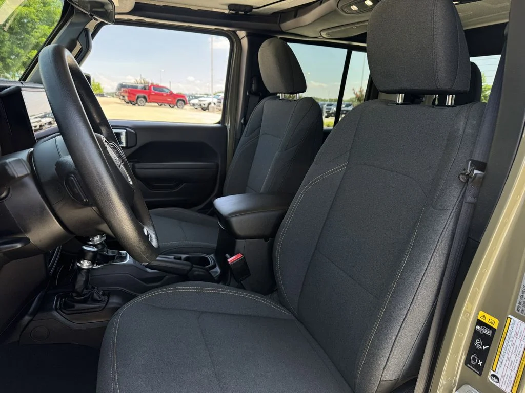 Used 2025 Green Jeep Nighthawk image 24