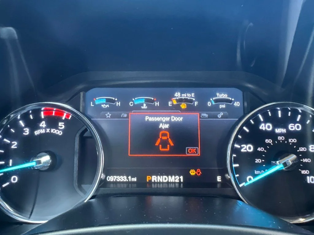 Used 2019 Silver Ford Lariat image 13