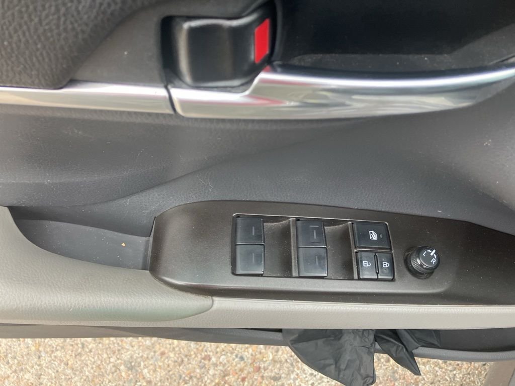 Used 2022 Gray Toyota LE image 11