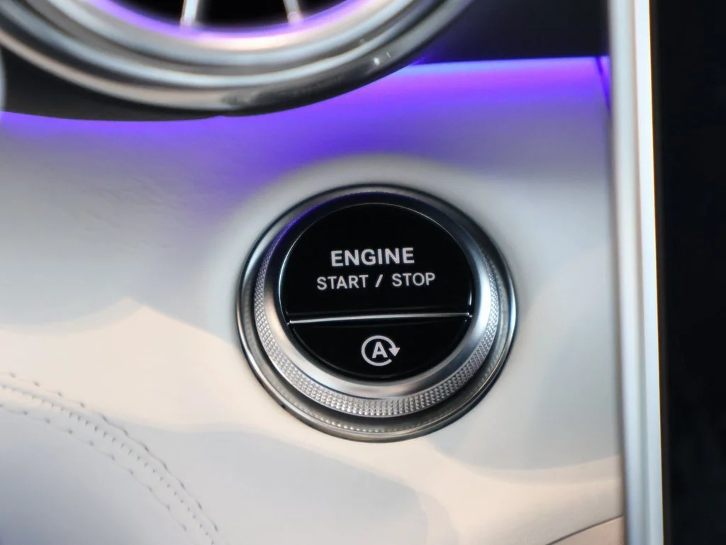 New 2026 MANUFAKTUR moonlight white magno (White Ambiance) Mercedes-Benz Maybach SL 680 image 87