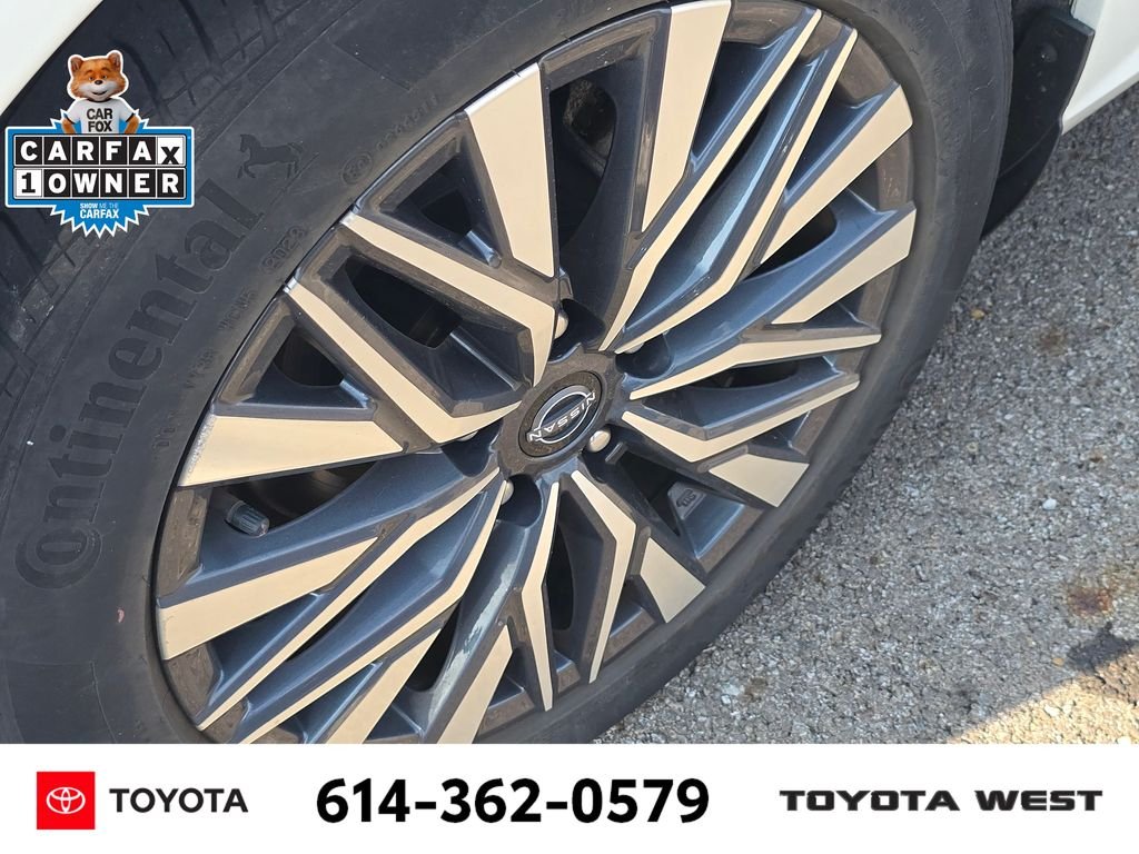 Used 2023 White Nissan 2.5 SV image 10