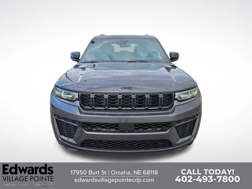 New 2026 Baltic Gray Metallic Clear-Coat Exterior Paint Jeep Laredo Altitude image 8