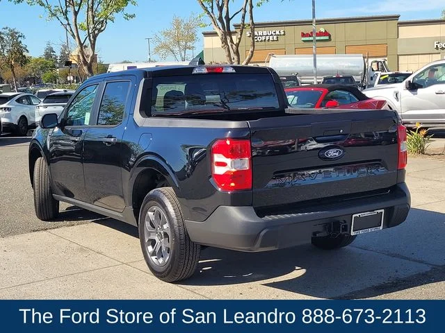 New 2025 Shadow Black Ford XLT image 6