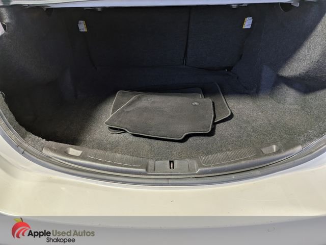 Used 2016 White Ford SE image 10
