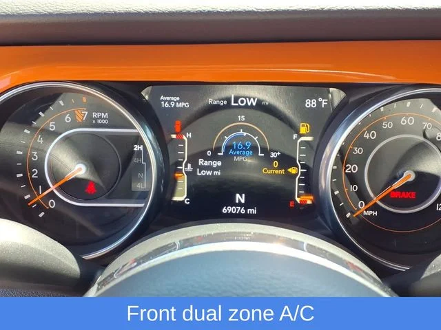 Used 2018 Gray Jeep Unlimited Sahara image 15