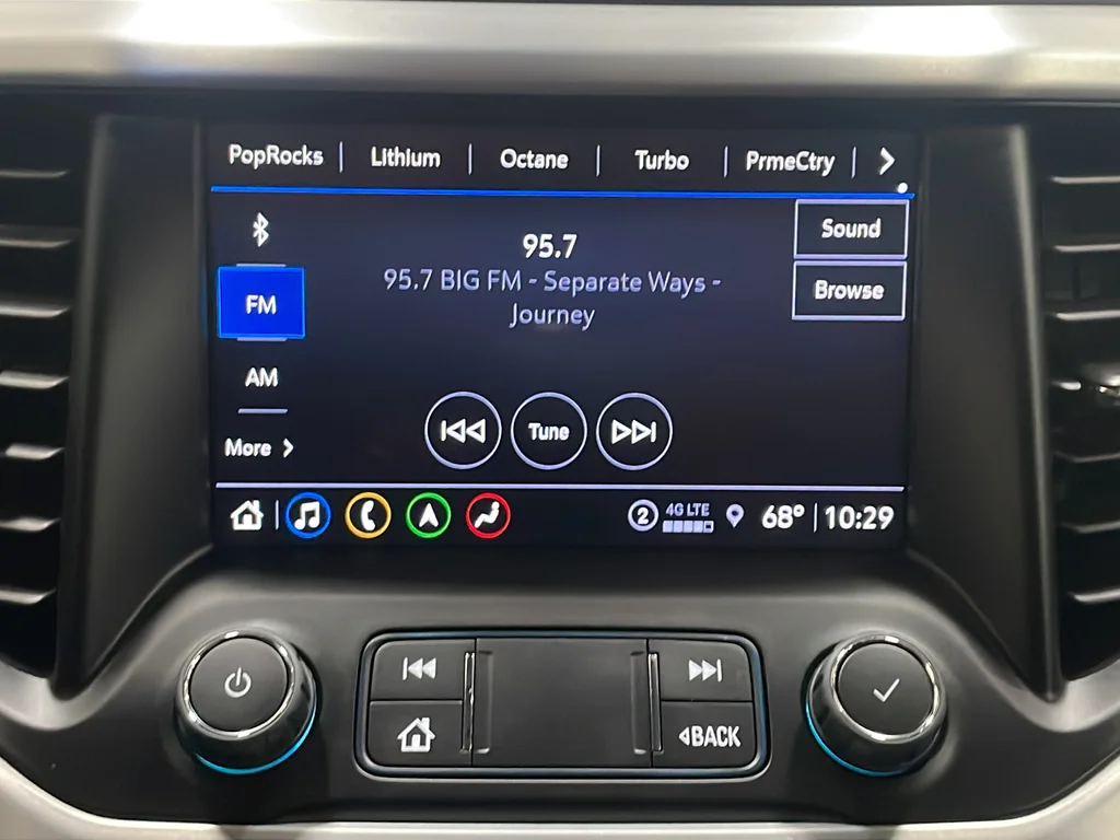 Used 2023 Black GMC SLT image 15