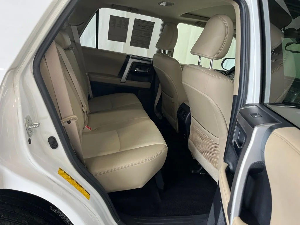 Used 2018 White Toyota SR5 Premium image 25